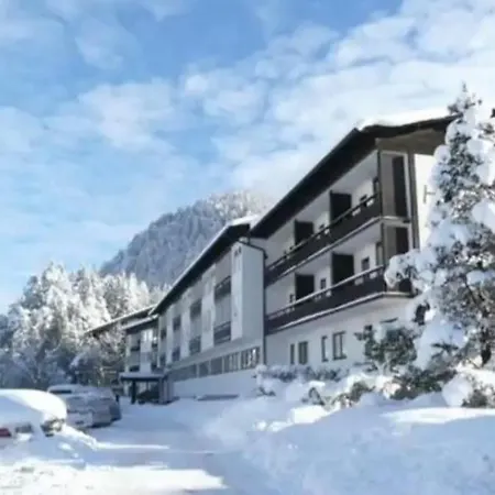 Sophie Mit Hallenbad Und Sauna By Monicare Appartement Seefeld in Tirol